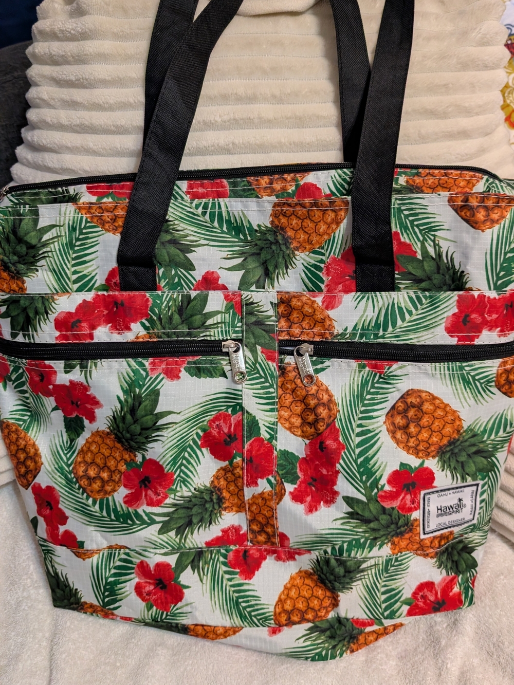 Hawaii Spirit Pineapple Print Tote Bag - Black Straps